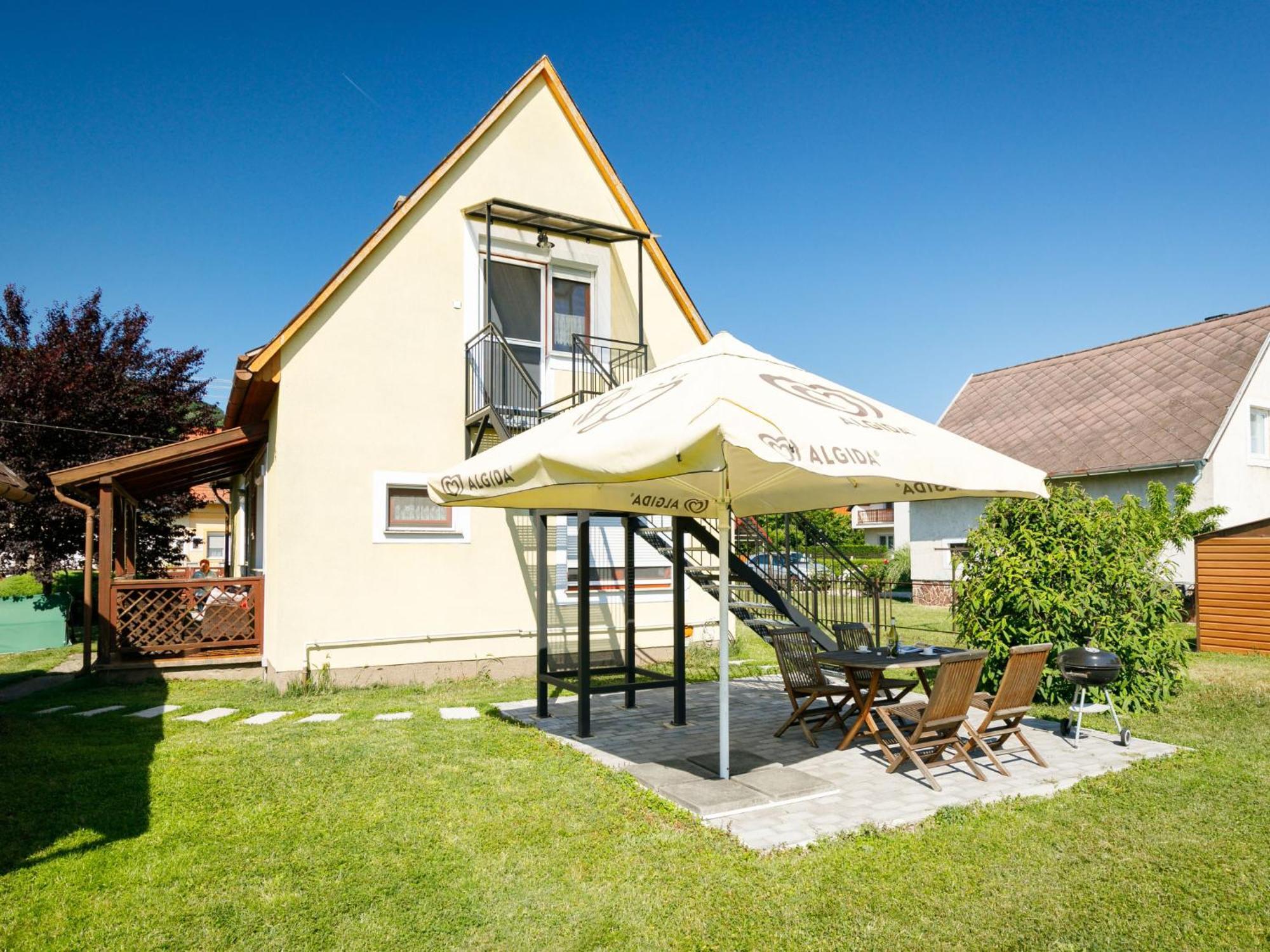 Holiday Home Emi - Bac110 By Interhome Badacsonytomaj Eksteriør bilde